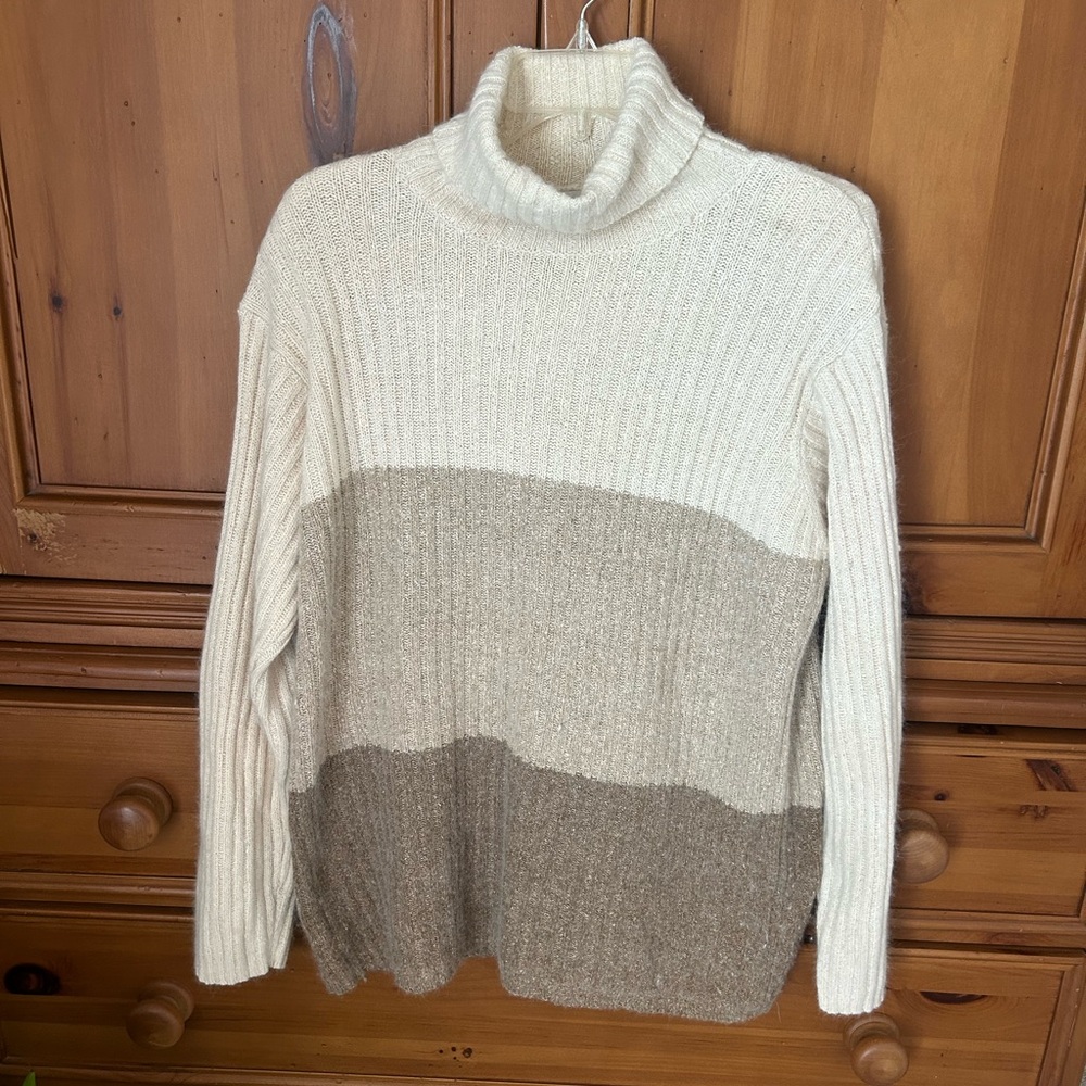 Vintage 90’s GARLAND Soft Angora Wool Blend Beige Stripes Turtleneck Sweater